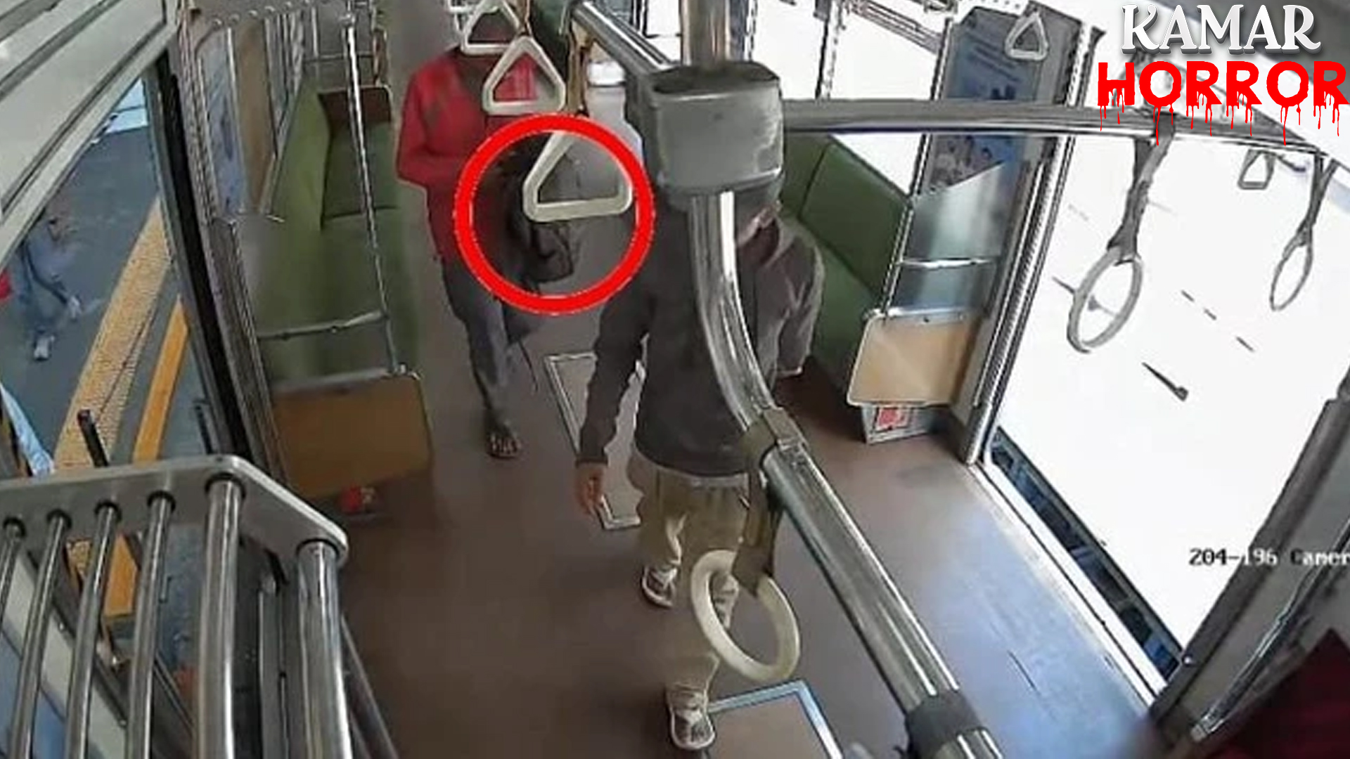2 Pria Gasak Laptop di KRL Angke, Langsung Diciduk!